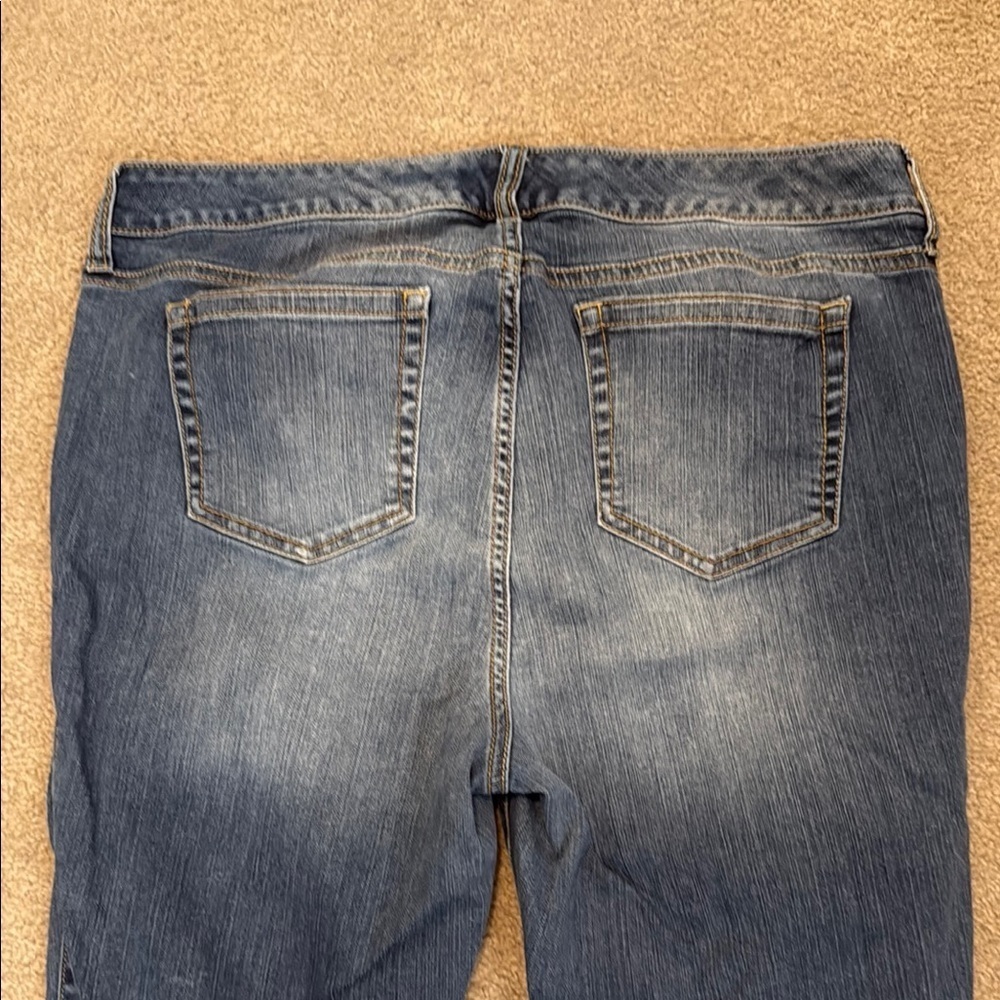 Torrid Classic Women's Blue Jeans - Picture 5 of 5